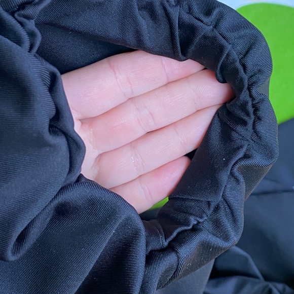 Puff shoulder top - Picture 8 of 9